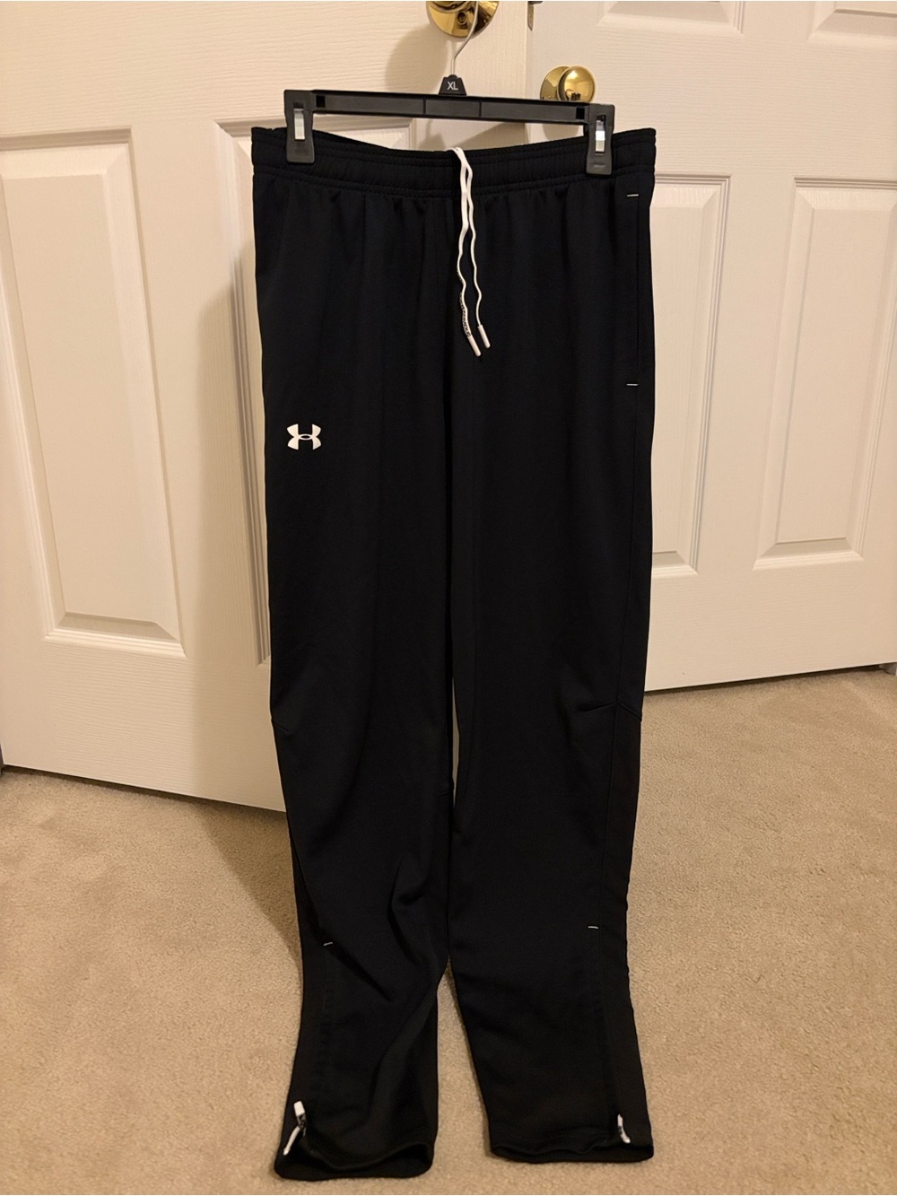 LG Black Men's Athletic Joggers with White Drawcord